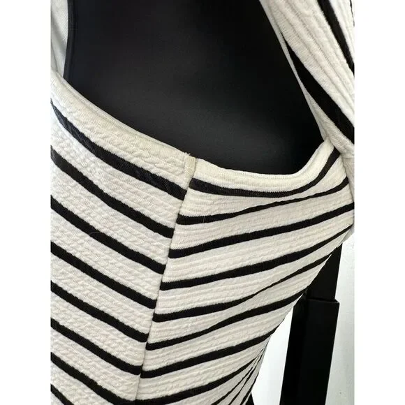 Love Culture Dress Size S - Picture 9 of 9